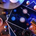 Berufliche Umorientierung in der Saturn-Return-Phase: Astrologische Krisen als Chancen